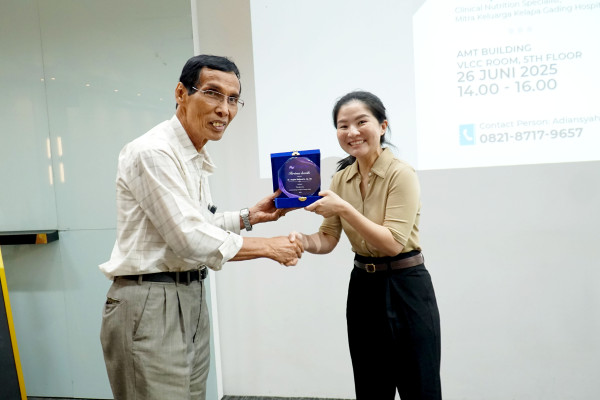 Seminar Edukasi Kesehatan “Mindful Eating: Improve Eating Habits"